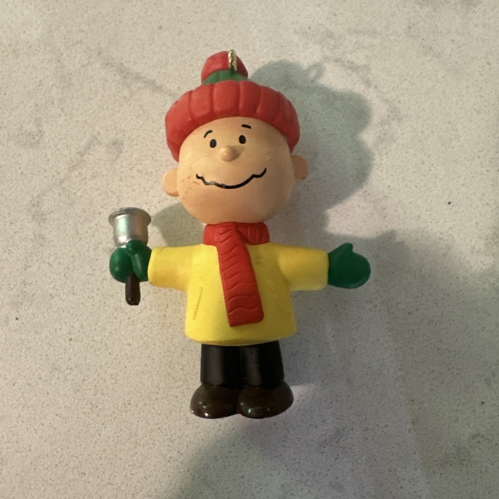 Vintage Charlie Brown Hallmark Christmas Ornament Peanuts